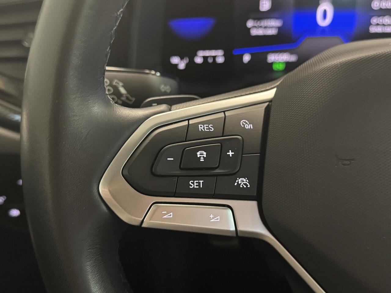 Volkswagen POLO 1.0 Stoelverwarming/Parkeersensoren/ACC