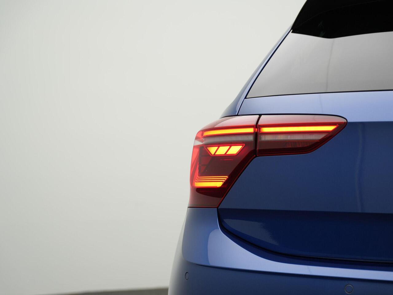 Volkswagen POLO 2.0 TSI 207 pk DSG GTI | Panoramadak | IQ Light | Stoelverwarming | Adaptive Cruise