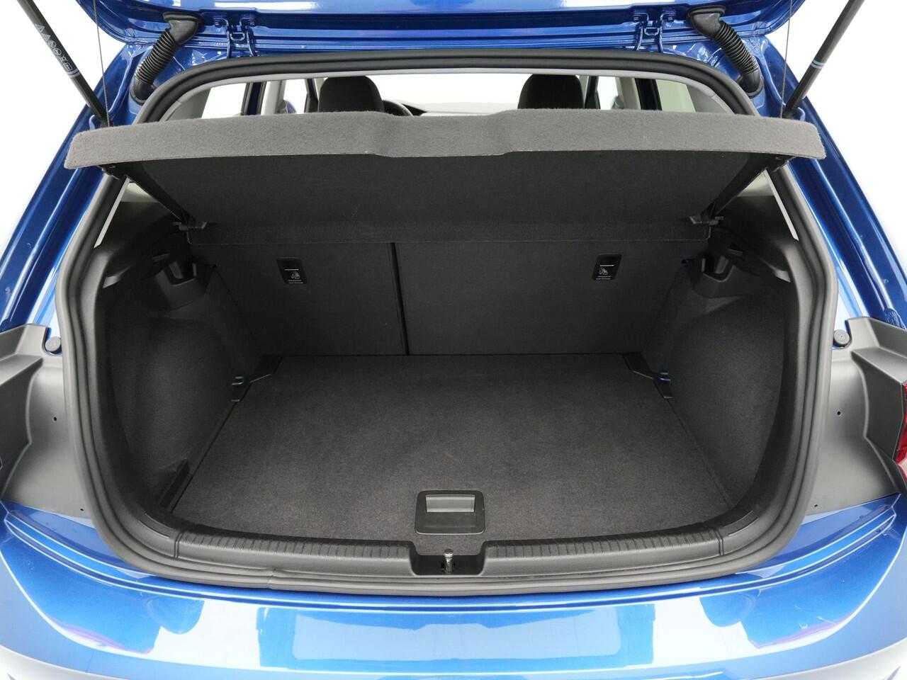 Volkswagen POLO 1.0 TSI 95pk DSG Life Edition Navigatie Stoelverwarming Acc Camera keyless Carplay ARGON 307