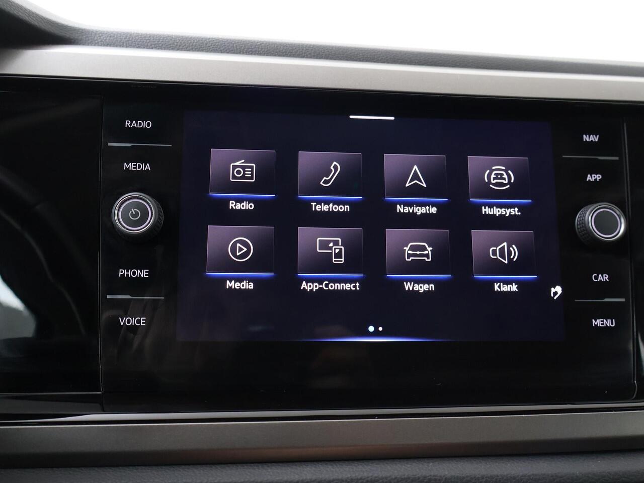 Volkswagen POLO 1.0 TSI Comfortline | 95 PK | Automaat | Adaptive cruise control | Navigatiesysteem |