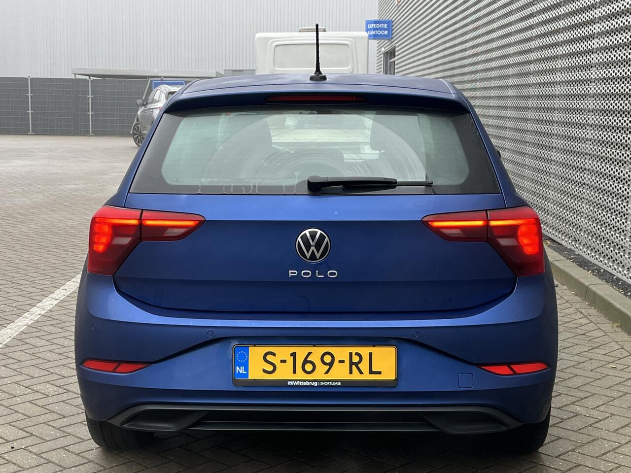 Volkswagen POLO 1.0 TSI 95PK Life / Parkeersensoren V+A / Digitale Cockpit / LED / App-Connect / Navigatie / Draadloze Oplader **
