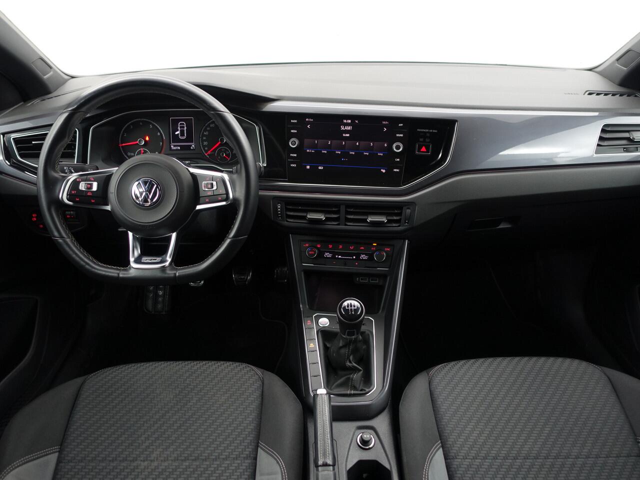 Volkswagen POLO 1.0 TSI R Line- Dynamic Select, Keyless, CarPlay, Led, Park Assist, Sport Interieur