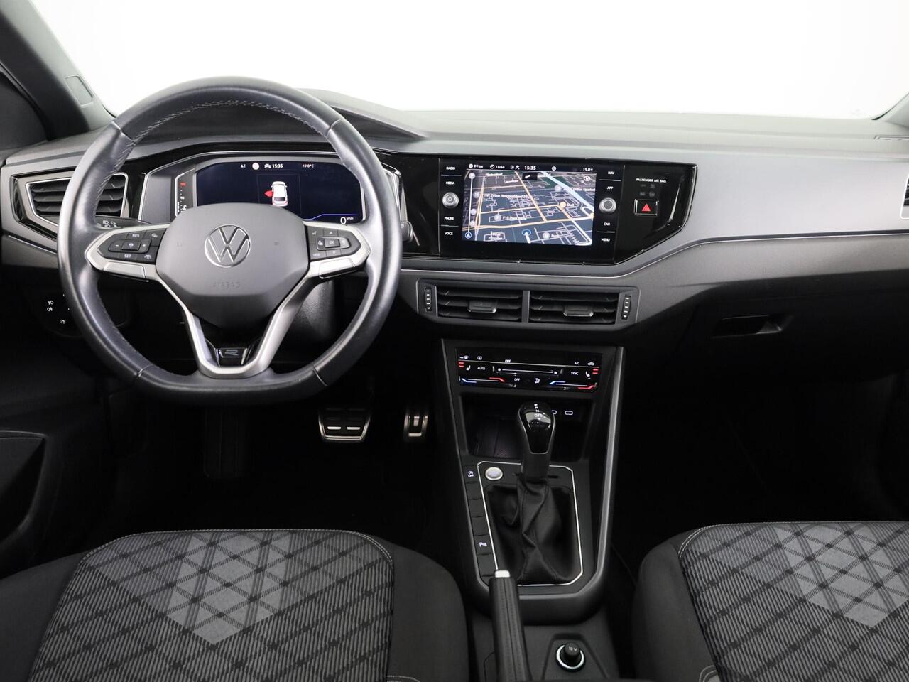 Volkswagen POLO 1.0 TSI R-Line 95PK | Automaat (DSG) | Panoramadak | Camera | Stoelverwarming