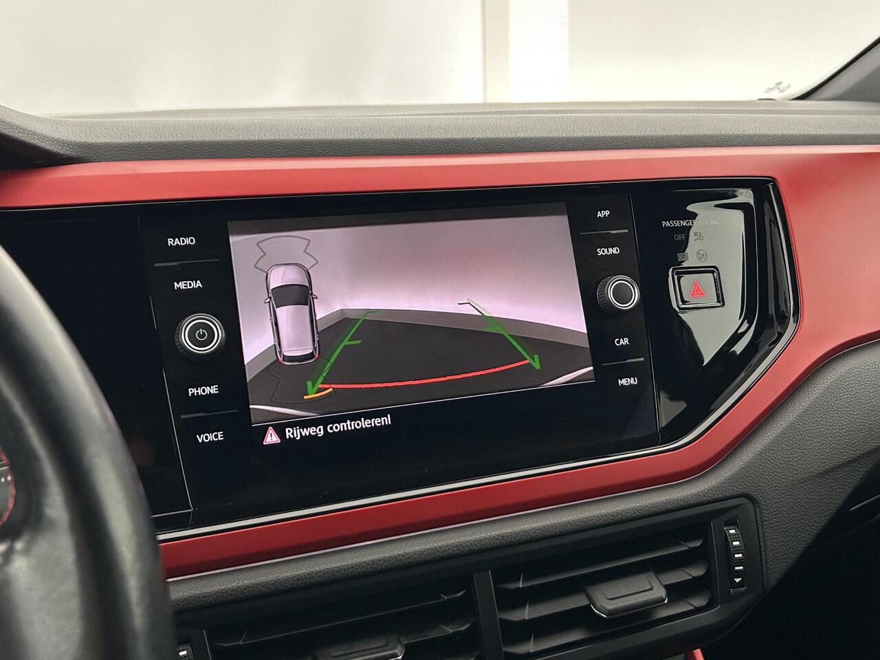 Volkswagen POLO 2.0 TSI 200pk DSG GTI NL Auto Camera Led ACC Camera Carplay