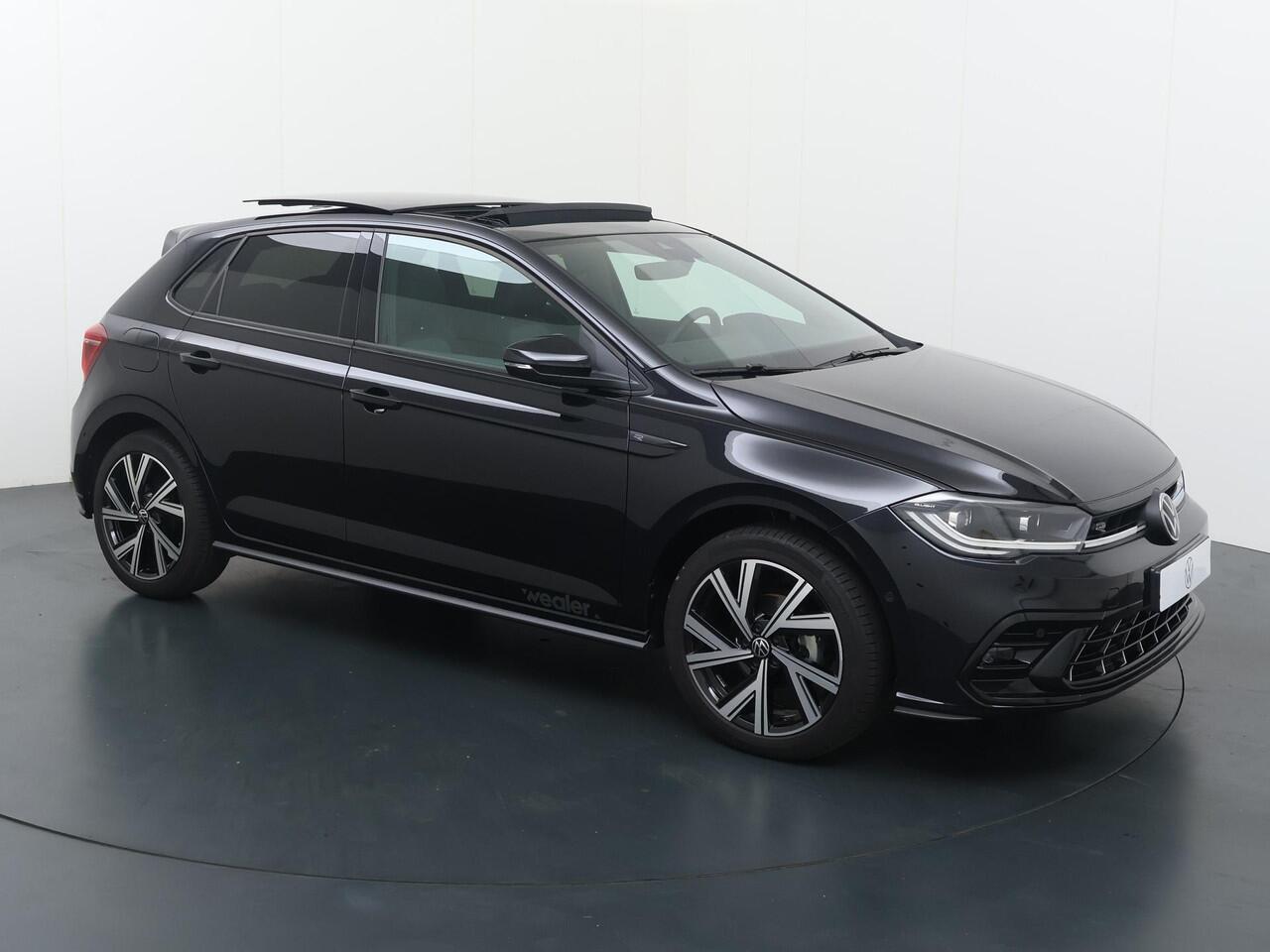 Volkswagen POLO 1.0 TSI 95pk DSG R-Line Edition | Panoramadak | 17 inch Bergamo | Achteruitrijcamera |