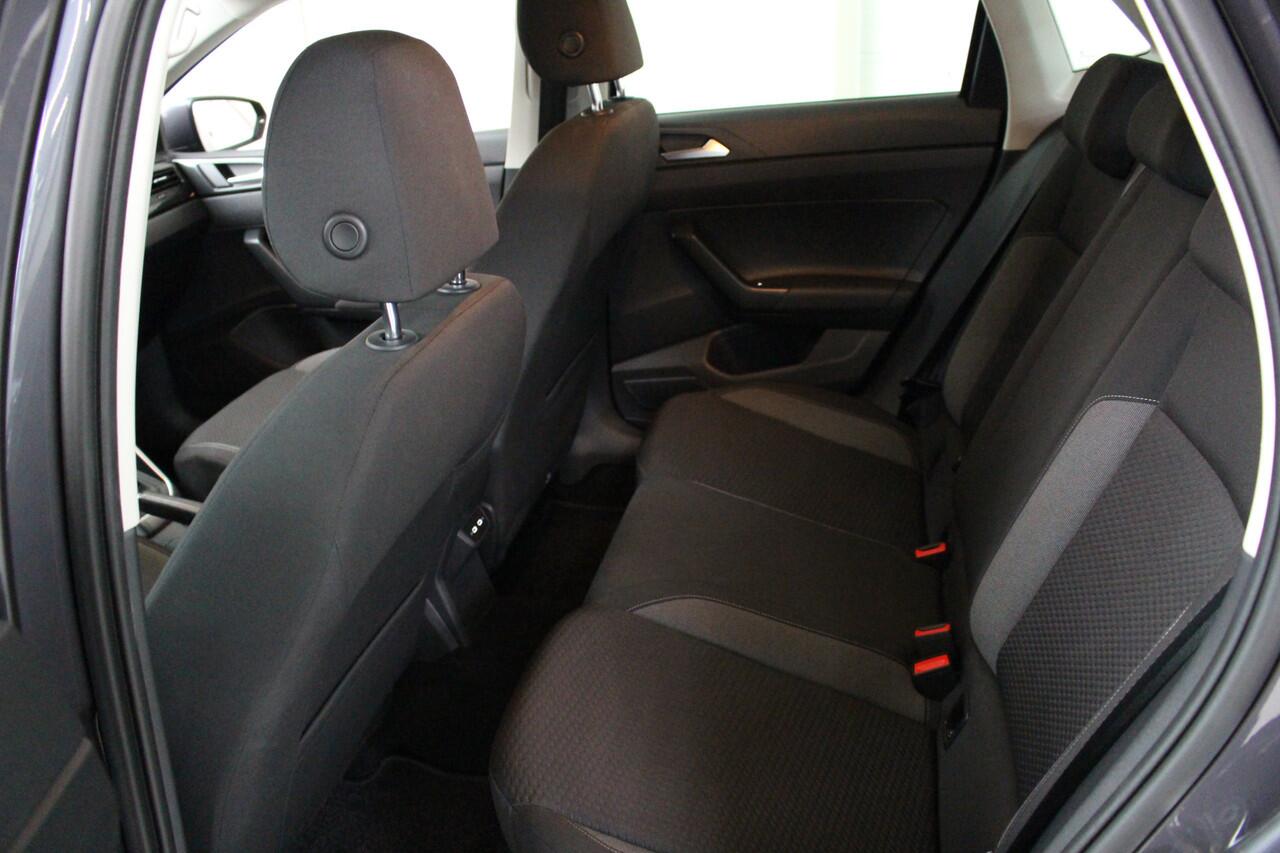 Volkswagen POLO 1.0 TSI Life Navigatie | Airco | Lichtmetalen Velgen | Parkeersensoren |