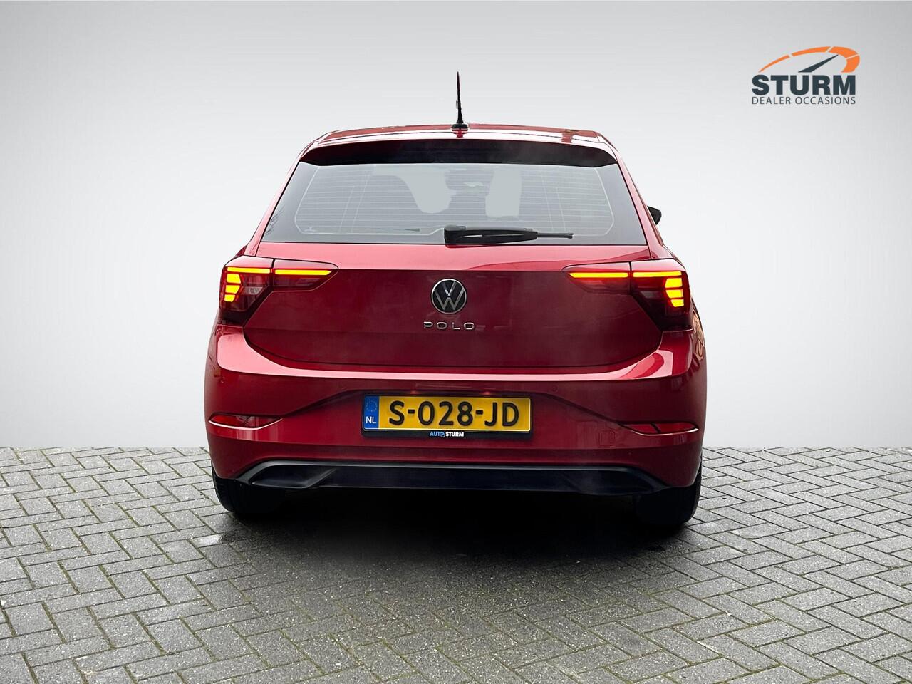 Volkswagen POLO 1.0 TSI Life | Apple Carplay/Android Auto | Stoelverwarming | LED Koplampen | Park. Sensoren | Rijklaarprijs!