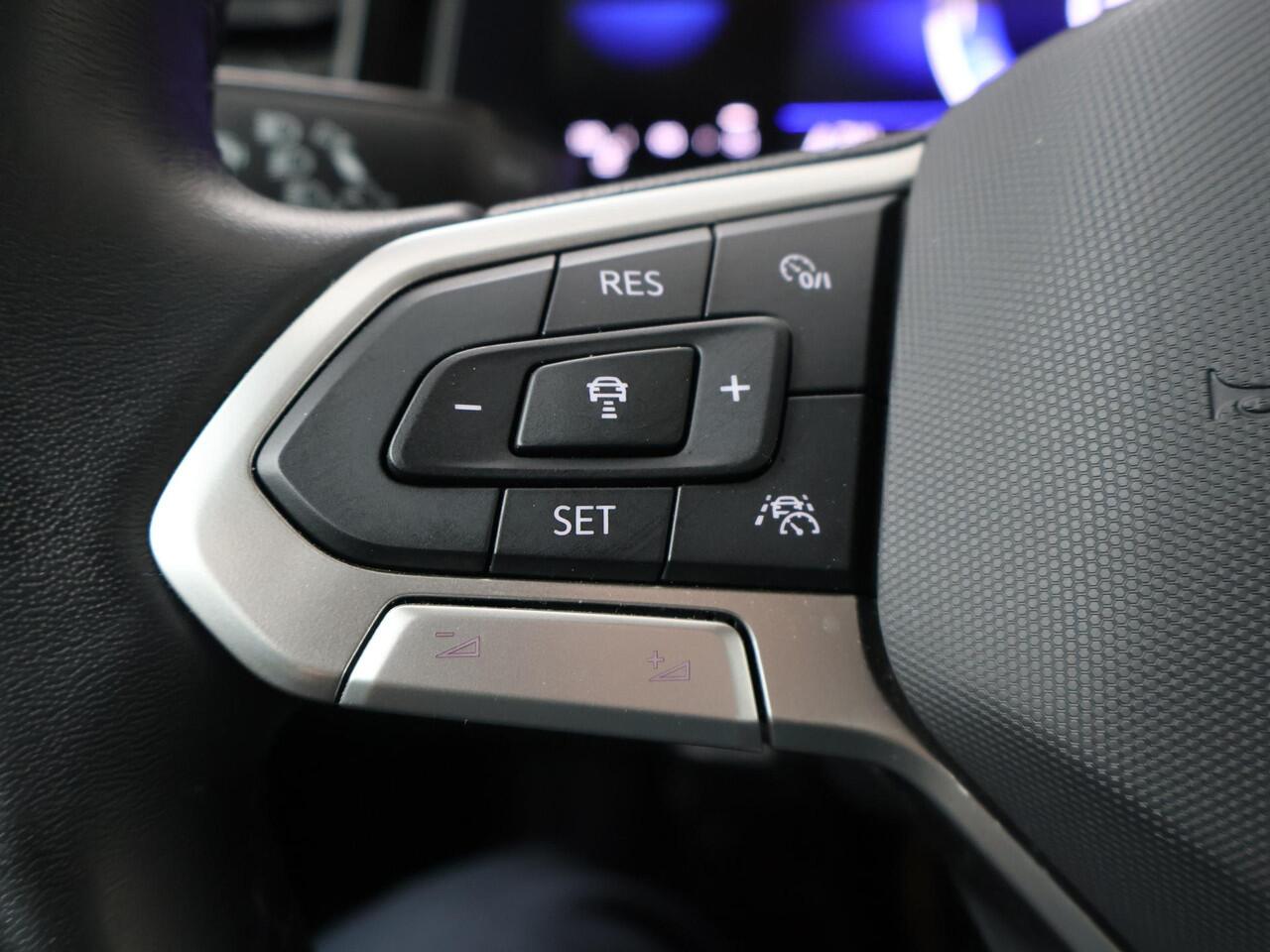 Volkswagen POLO 1.0 TSI Life | 95 PK | Adaptive cruise control | Parkeersensoren | Navigatiesysteem |