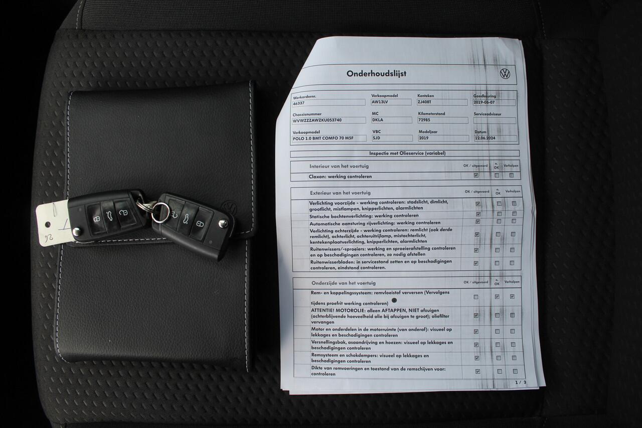 Volkswagen POLO 1.0 TSI Comfortline Orig. NL/Airco/Apple carplay/Adaptive cruise control/Multifunctioneel stuurwiel/Elektrische ramen/Elektrisch verstelbare spiegels.