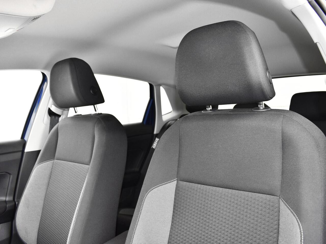 Volkswagen POLO 1.0 TSI 95pk Life · Apple/Android Car Play · P-Sensoren · Getint Glas · Airco · 15'' Inch · Garantie t/m 11-09-2027 of 100.000km