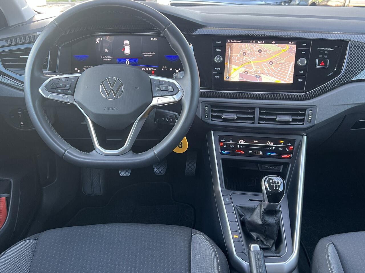 Volkswagen POLO 1.0 TSI 95 Pk Life Business Navigatie Led koplampen Carplay Android Lm Velgen ACC Parkeersensoren V+A Stoelverwarming DAB Extra Getint Glas NL Auto