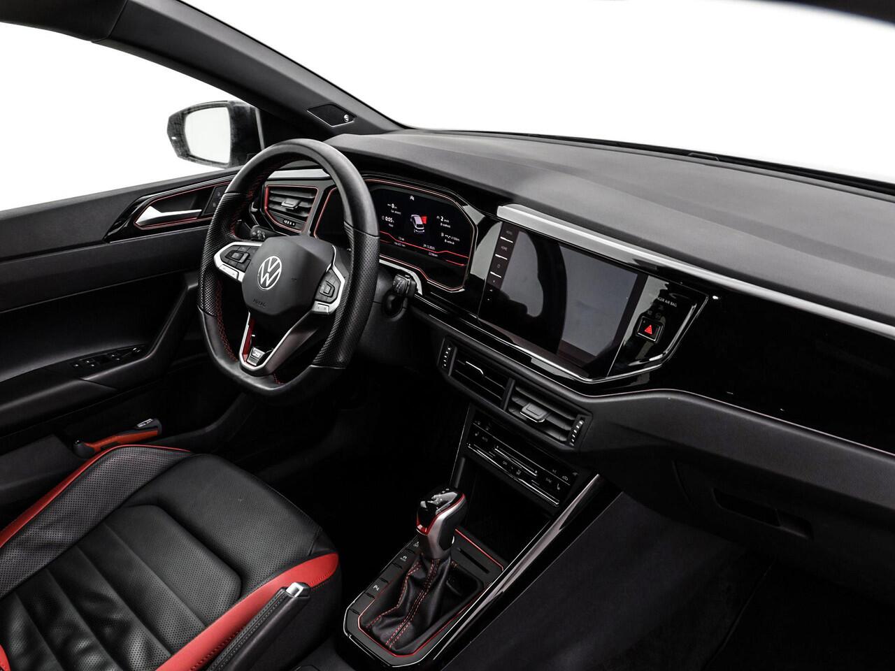 Volkswagen POLO 2.0 TSI 207pk DSG GTI Edition 25 · Panoramadak · Camera · Keyless · Apple/Android Car Play · Beats Audio · Navigatie · IQ.Light · Stoelverwarming · 18'' Inch · Garantie t/m 27-02-2028 of 100.000km