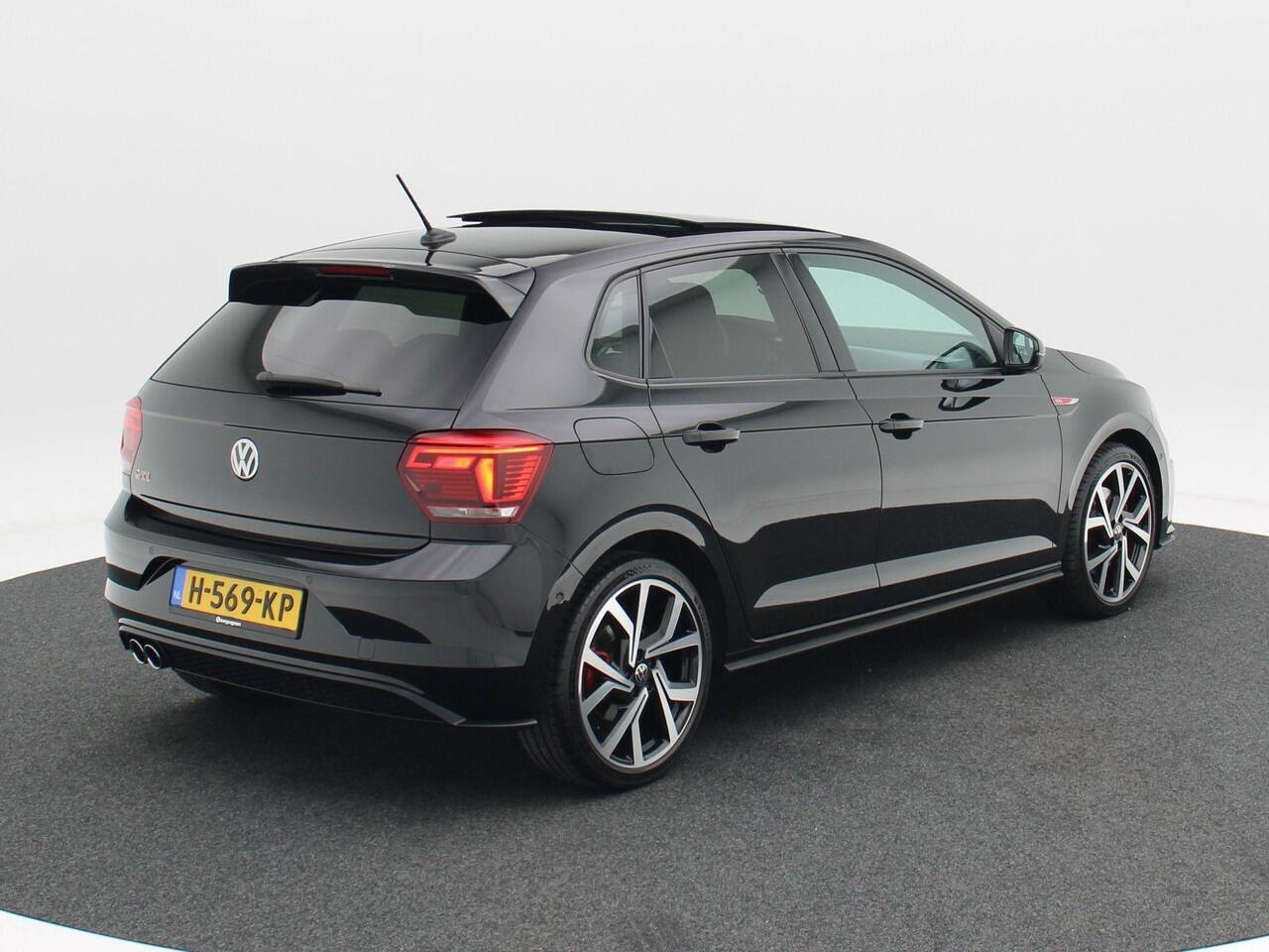 Volkswagen POLO 2.0 TSi GTi 200 Pk Automaat | Panoramadak | Adaptive Cruise | Full LED | Stoelverwarming | Navigatie | Camera | Carplay | 18 Inch | 132.738 Km!!
