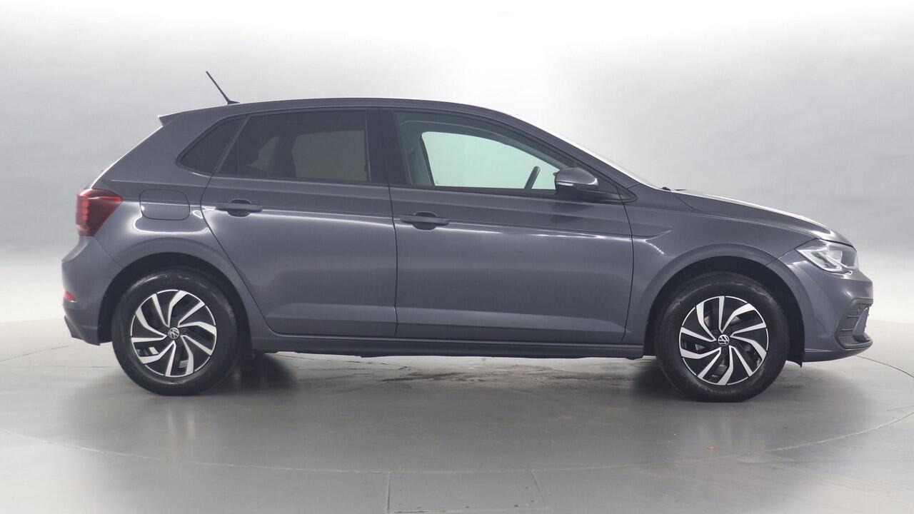 Volkswagen POLO 1.0 TSI 95pk Life Edition DSG / Navigatie / Stoelverwarming / Camera