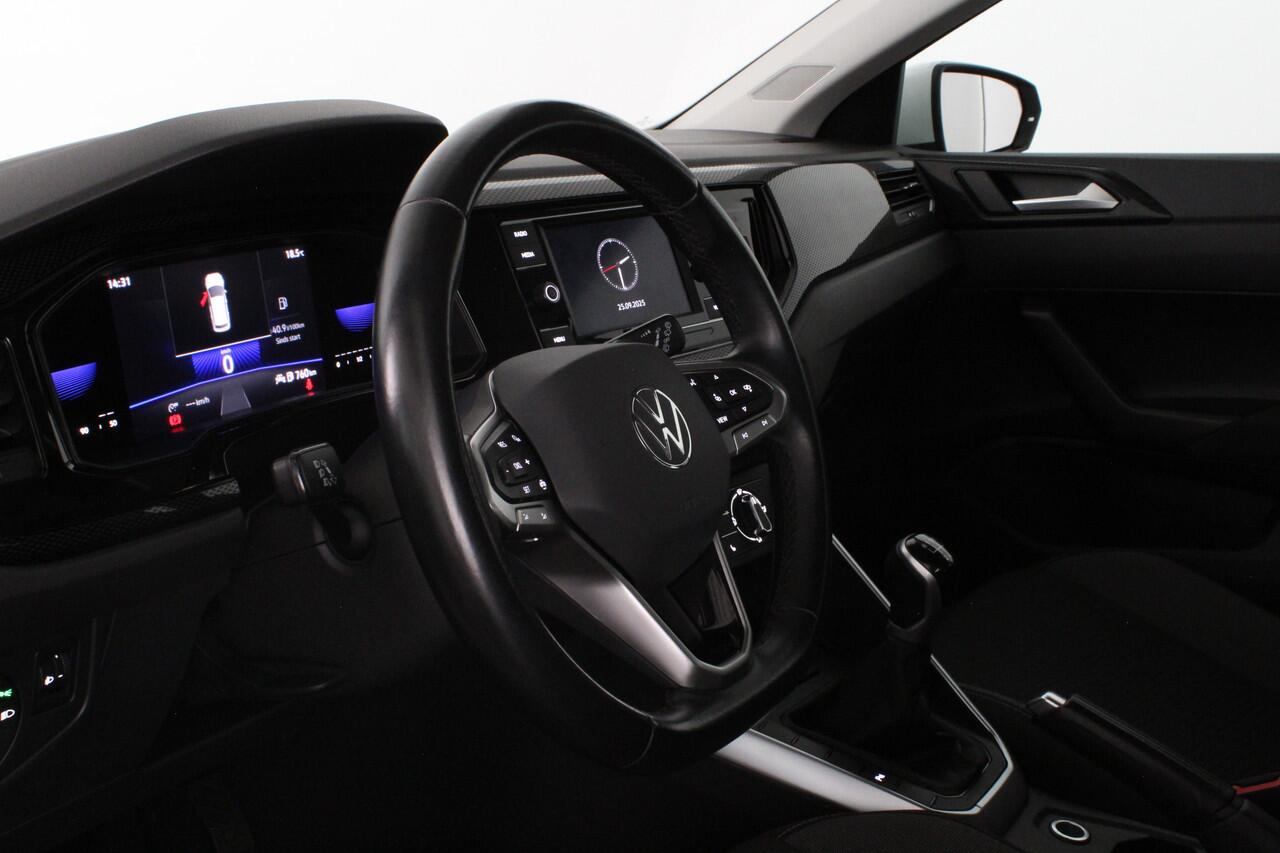 Volkswagen POLO 1.0 MPI > Stoelverwarming/Apple Carplay/Android Auto/Parkeersensor voor en achter