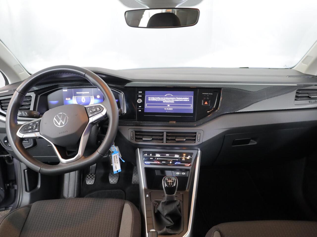 Volkswagen POLO 1.0 TSI Life Edition 95 pk | Verlengde garantie | Navigatie via App | Autom. airco | Parkeersensoren achter | Achteruitrijcamera | Adaptieve cruise control |