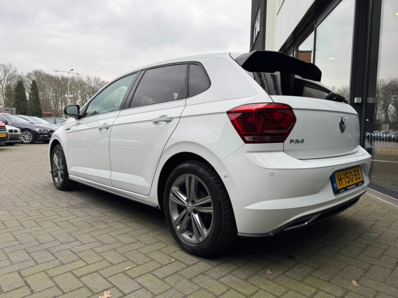 Volkswagen POLO 1.0 TSI Highline R,Clima,Digi Dash,Carplay,Navi,ParkPilot,LMV