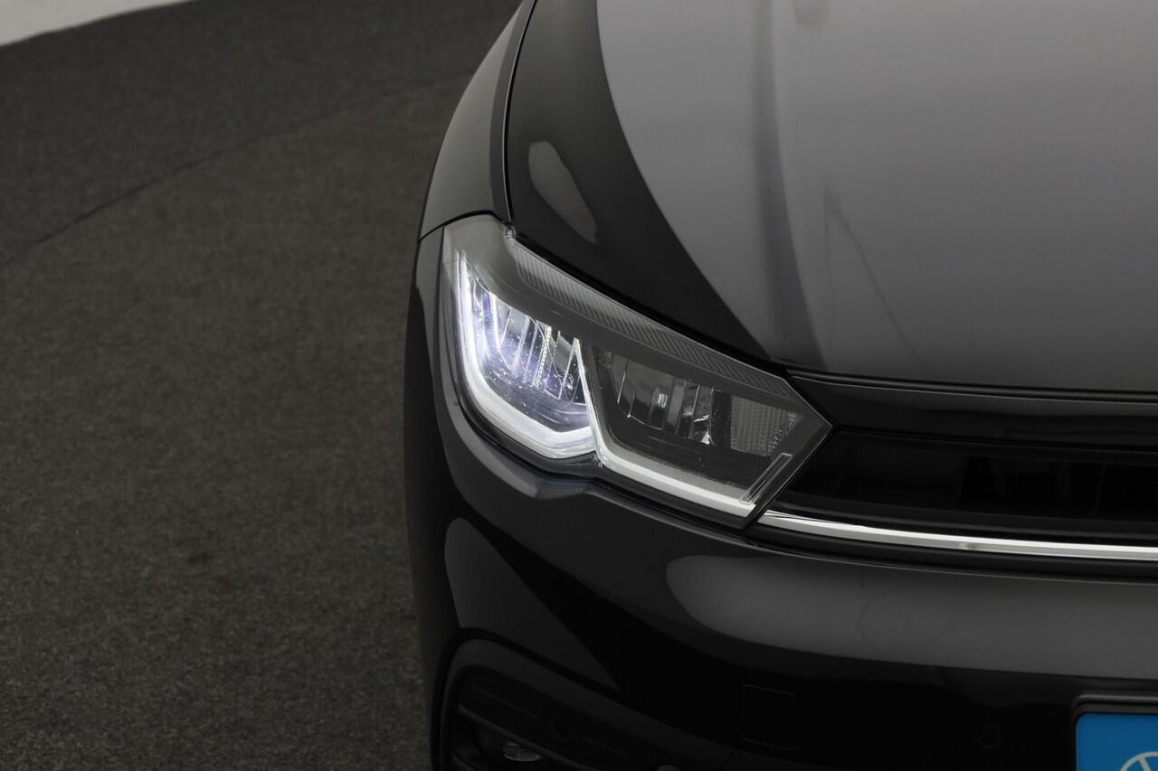 Volkswagen POLO 1.0 TSI 95 pk Move | Panoramadak | Navigatie | Stoelverwarming | Achteruitrijcamera | Adaptive Cruise