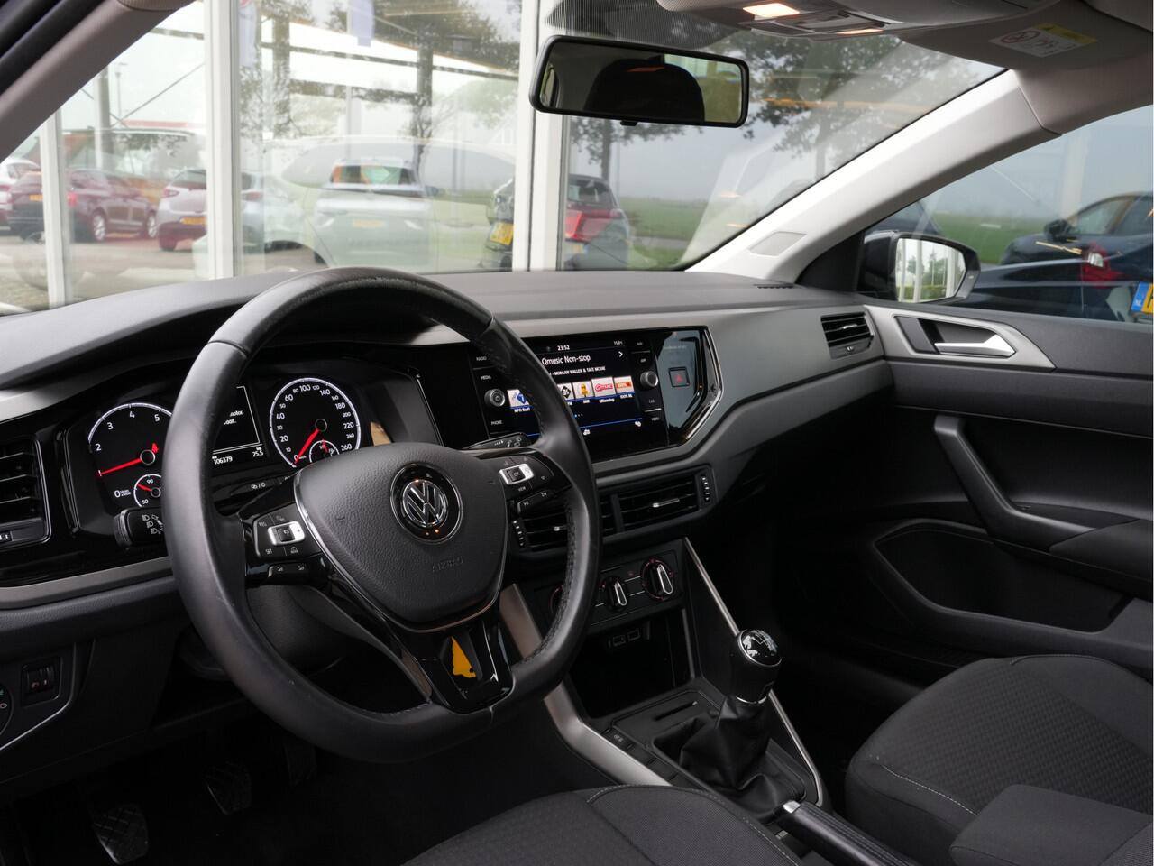 Volkswagen POLO 1.0 TSI Comfortline | Navigatie | Trekhaak | DAB | Adaptive Cruise