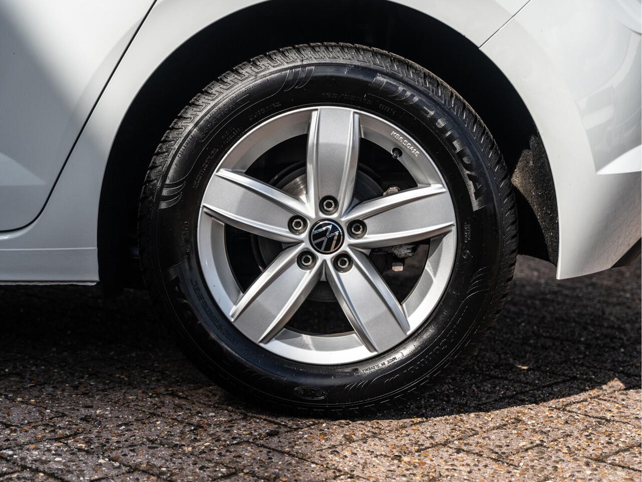 Volkswagen POLO 1.0 TSI 110PK Comfortline | Carplay | Winterpack | 16" LMV