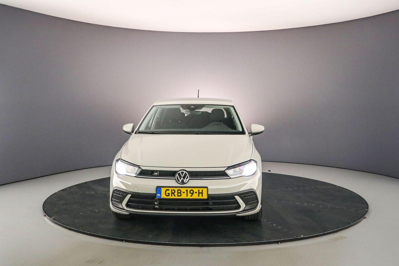 Volkswagen POLO Life Edition 1.0 TSI 95pk Adaptive cruise control, Achteruitrijcamera, Navigatie, LED koplampen, Airco, DAB, Radio, App connect, Parkeersensor achter