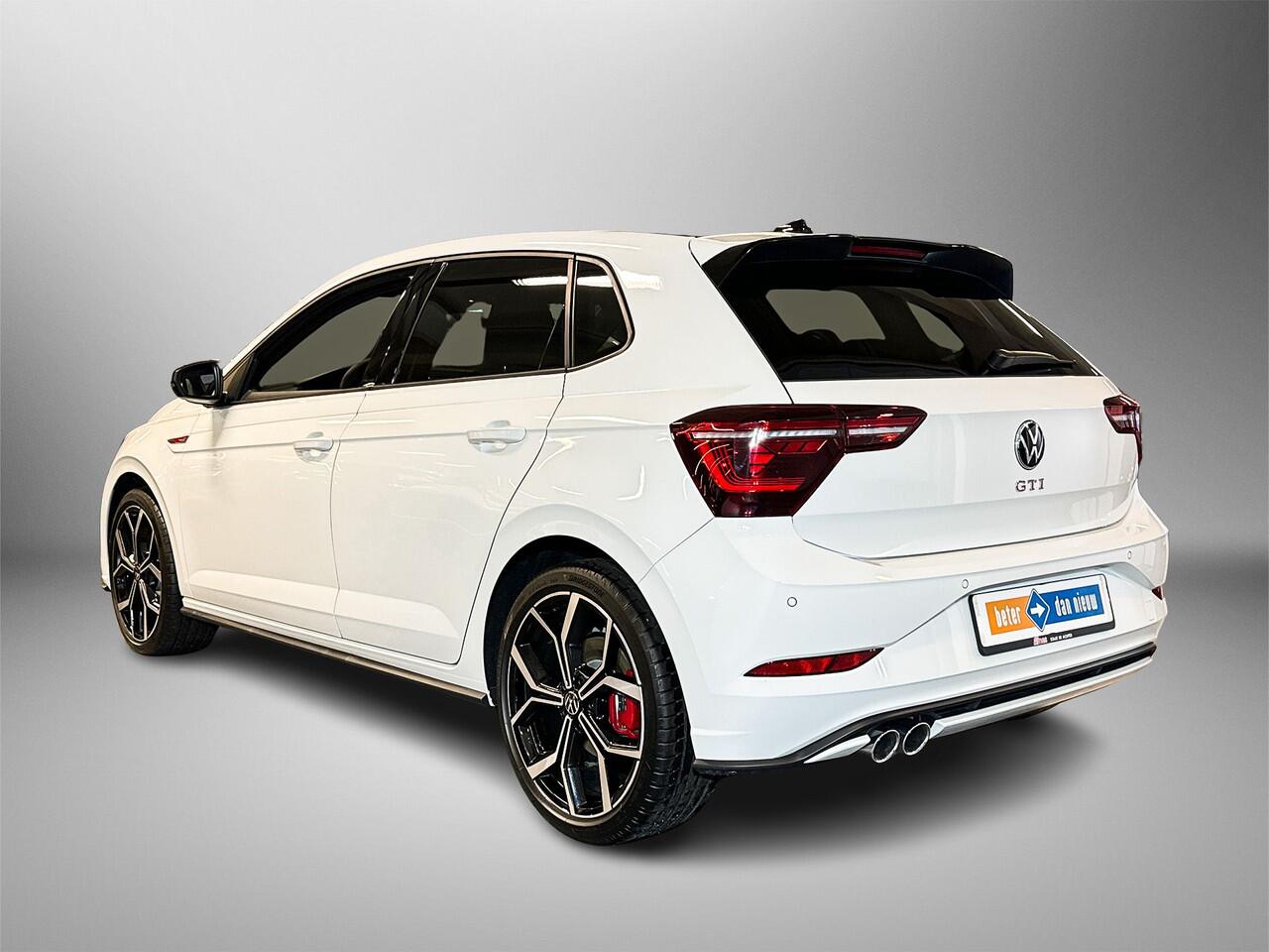 Volkswagen POLO 2.0 207pk TSI GTI | Navigatie 'Discover Media' | Adaptive Cruise Control | Velgen 'Faro', 18 inch lichtmetaal