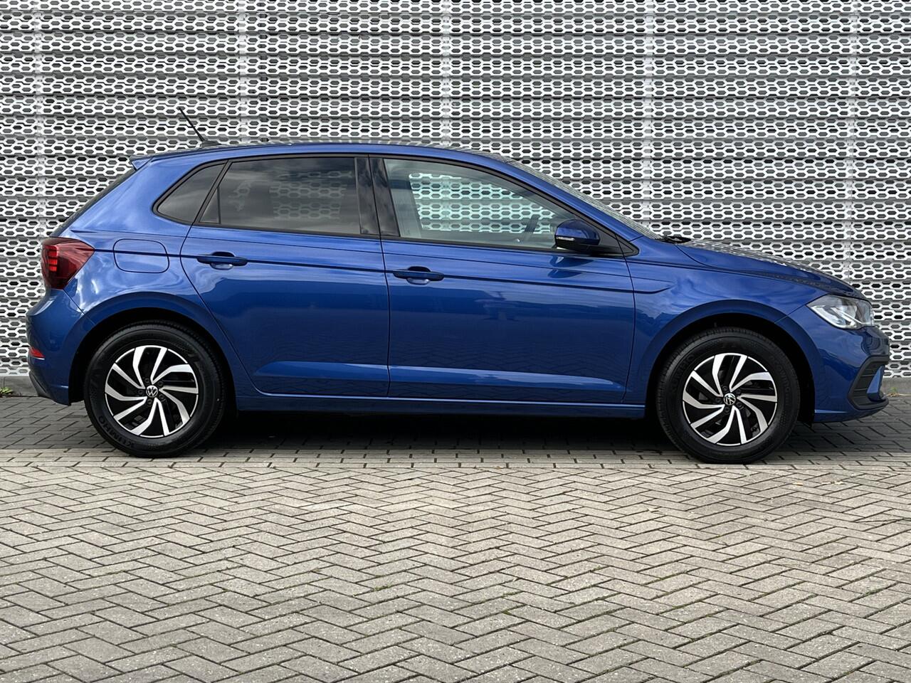 Volkswagen POLO 1.0 TSI Life Edition / App connect / Camera / Lichtmetaal 15 inch / Fabrieksgarantie 2028 / **