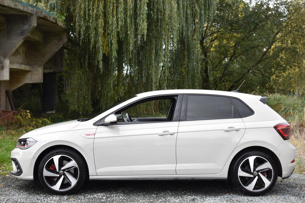 Volkswagen POLO 2.0 TSI GTI TSI 210PK DSG GTI-SPORT LED/CARPLAY/PDC FABRIEKS GARANTIE