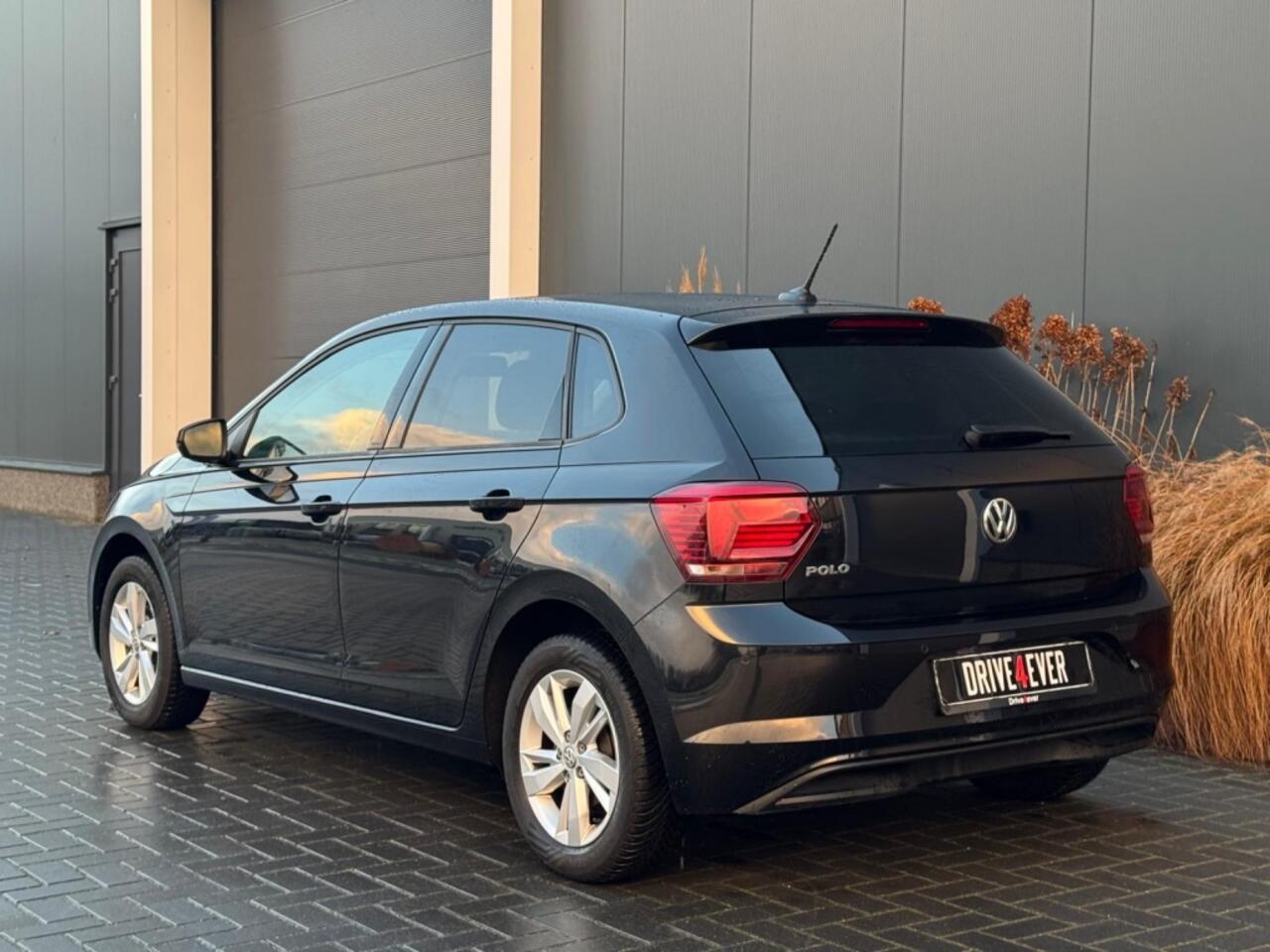 Volkswagen POLO 1.0 TSI Comf.l. Bus. NAVI ACC AIRCO PDC SPORTVELGEN ELEK PAKKET