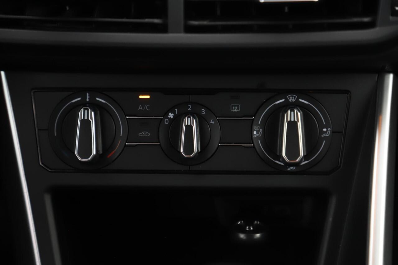 Volkswagen POLO 1.0 TSI Life 95PK 16 inch LMV Carplay Android Navigatie Parkeersensor Full LED Airco Adaptive Cruise