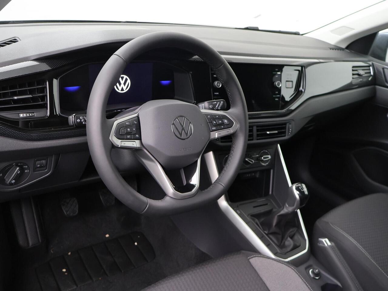 Volkswagen POLO Life Edition 1.0 70 kW / 95 pk TSI Hatchback 5 ver sn. Hand | Multimedia pakket |