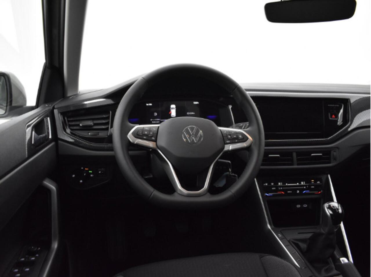 Volkswagen POLO Life Edition 1.0 TSI 95 pk 5 versn. Hand · Achteruitrijcamera ·