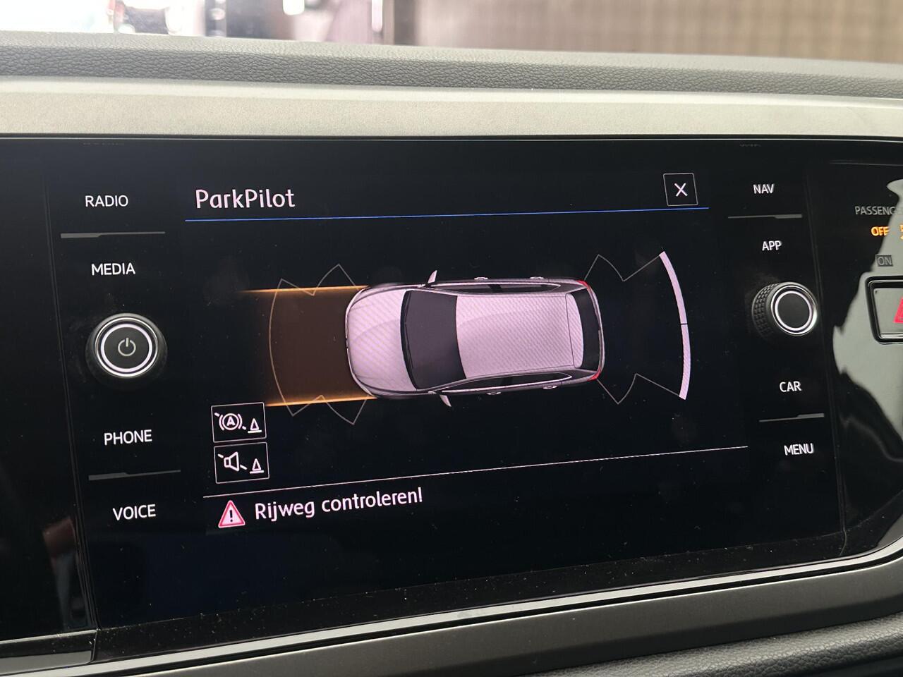 Volkswagen POLO 1.0 MPI Comfortline Stoelvrwm Parkeer sensor