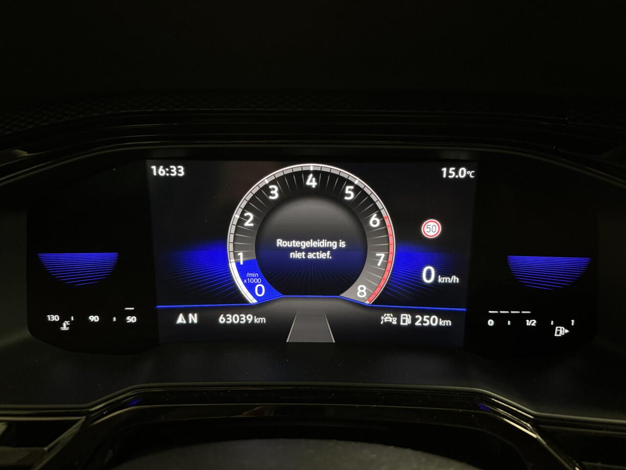 Volkswagen POLO 1.0 Parkeersensoren/Stoelverwarming/ACC