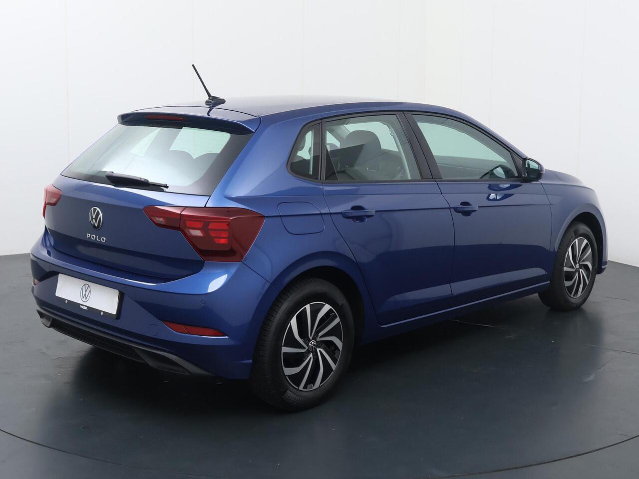 Volkswagen POLO 1.0 TSI Life Navigatie | Apple Carplay | Parkeersensoren voor en achter | DAB-radio | LM-velgen | ACC |