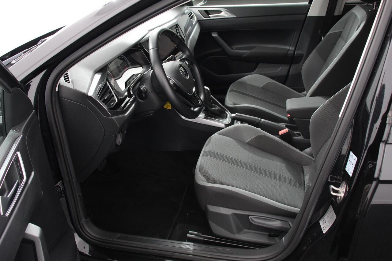Volkswagen POLO 1.0 TSI 110pk DSG Highline | Navigatie | Apple Carplay/Android Auto | Parkeersensoren | Adaptive Cruise Control | Stoelverwarming | Getinte ramen | Climatronic | Start/Stop systeem