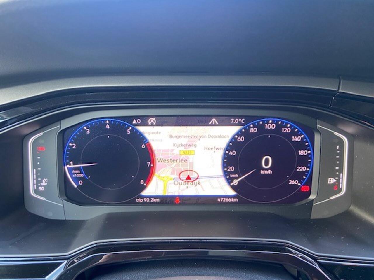 Volkswagen POLO 1.0 TSI Comfortline Business / NAVI / APP.Connect / 16"LMV / Digitaal Instr. paneel