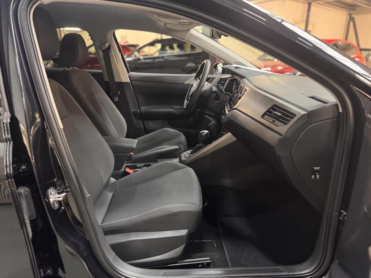 Volkswagen POLO 1.0 TSI Comfortline Automaat Navi Stoelverwarming Parkeersensoren All seasons 5d Dealeronderhouden