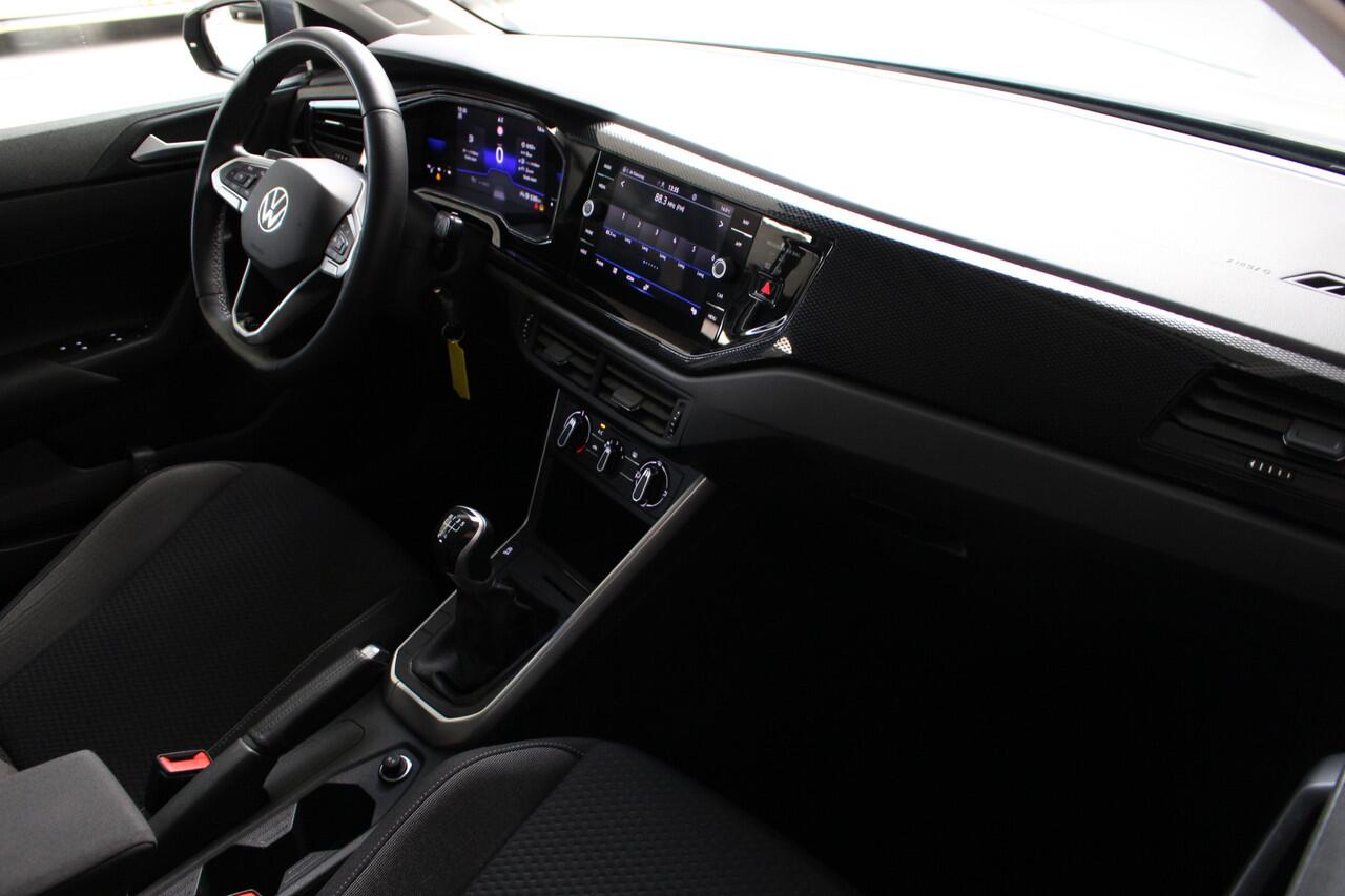 Volkswagen POLO 1.0 TSI Life Navigatie | Airco | Lichtmetalen velgen | Cruise Control