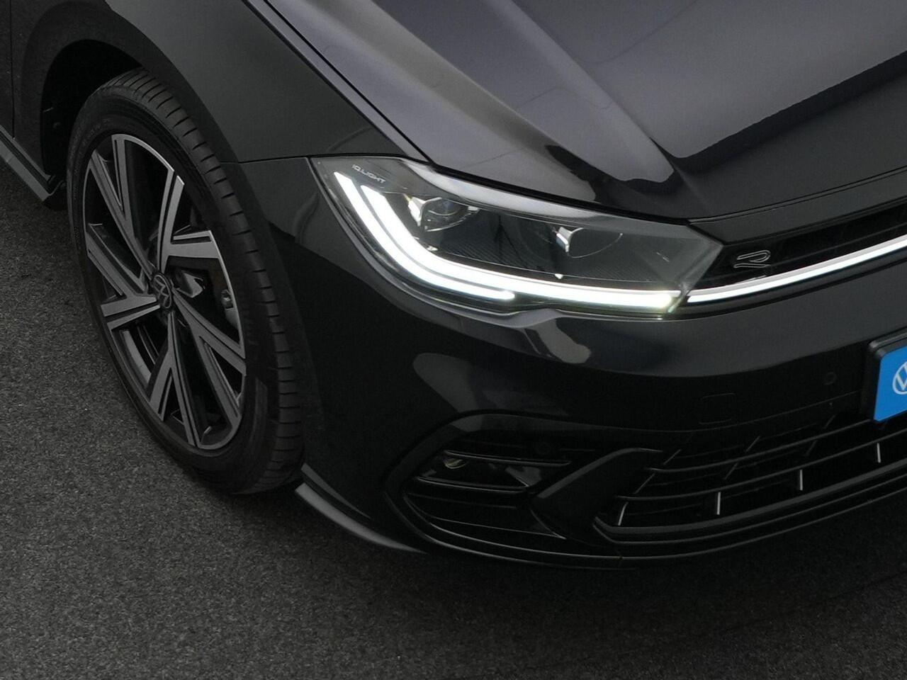 Volkswagen POLO 1.0 TSI 95 pk DSG R-Line | Panoramadak | IQ Light | Achteruitrijcamera | Navigatie | Stoelverwarming