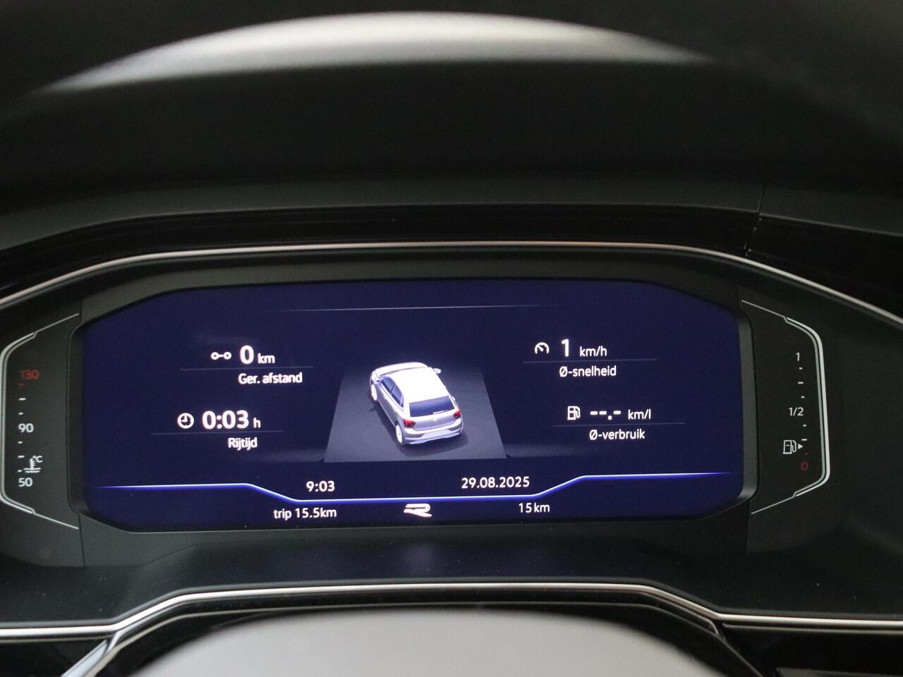 Volkswagen POLO R-Line Edition | 'App-Connect' draadloze smartphone integratie | Achterlichten LED | Afstandscontrolesysteem (Front Assist)