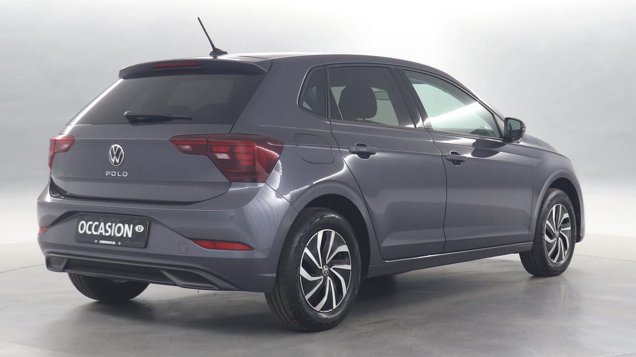 Volkswagen POLO 1.0 TSI 96pk Life Edition / Navigatie / Camera / Stoelverwarming