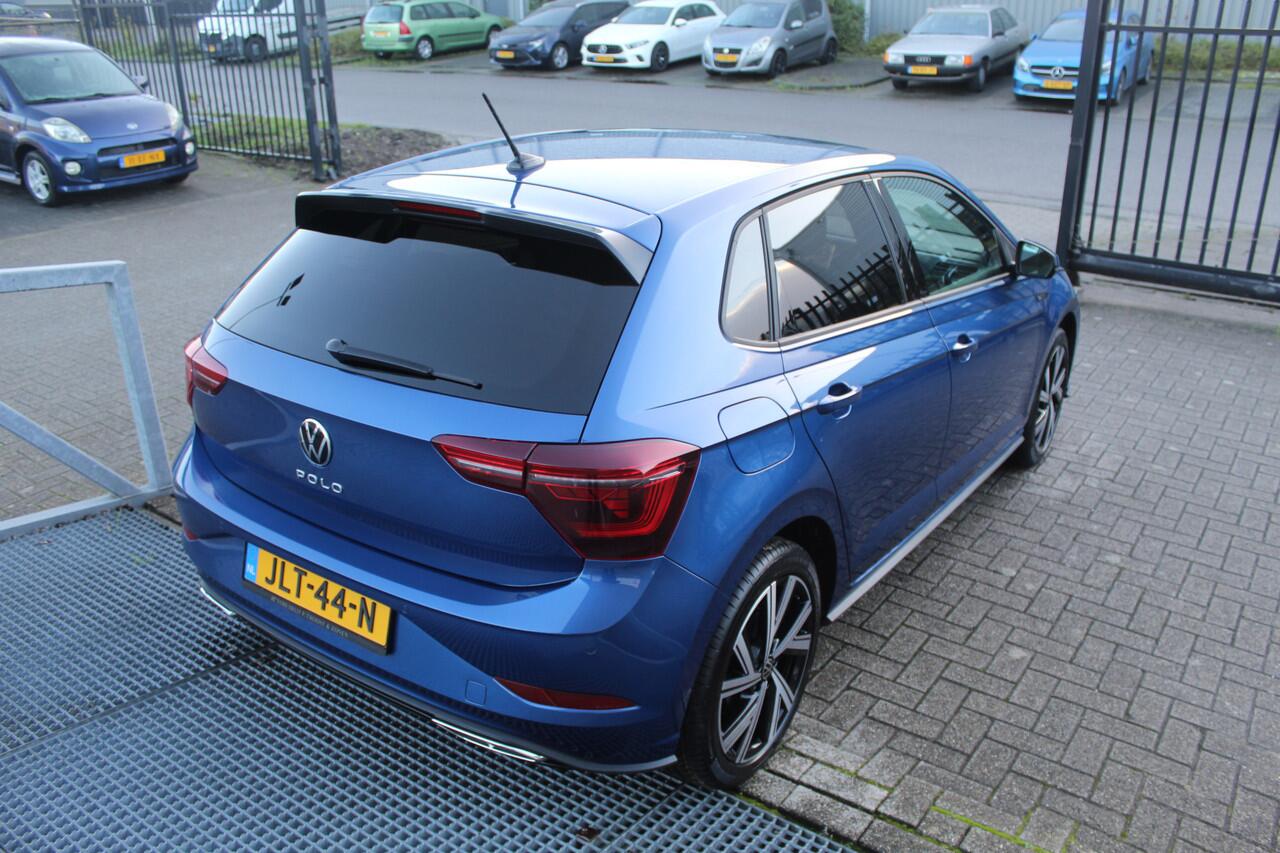 Volkswagen POLO 1.0 TSI 2x R-Line Automaat Navigatie/Virtual cockpit/Adaptive cruise control/Achteruitrijcamera/Parkeersensoren rondom/Apple carplay/Stoelverwarming/LED grill/IQ.light/Climate control/Draadloze telefoonlader/DAB/17''Lichtmetalen velgen.