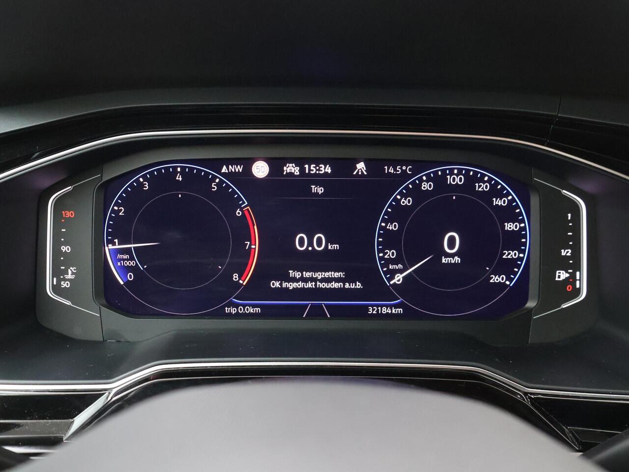 Volkswagen POLO 1.0 TSI R-Line | 95 PK | Panoramadak | Matrix LED koplampen | Navigatiesysteem | R-Line |