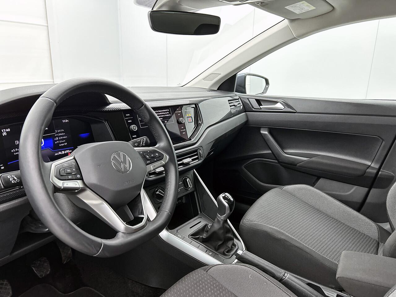 Volkswagen POLO 1.0 TSI Edition Lichtmetaal, Carplay, Getint glas