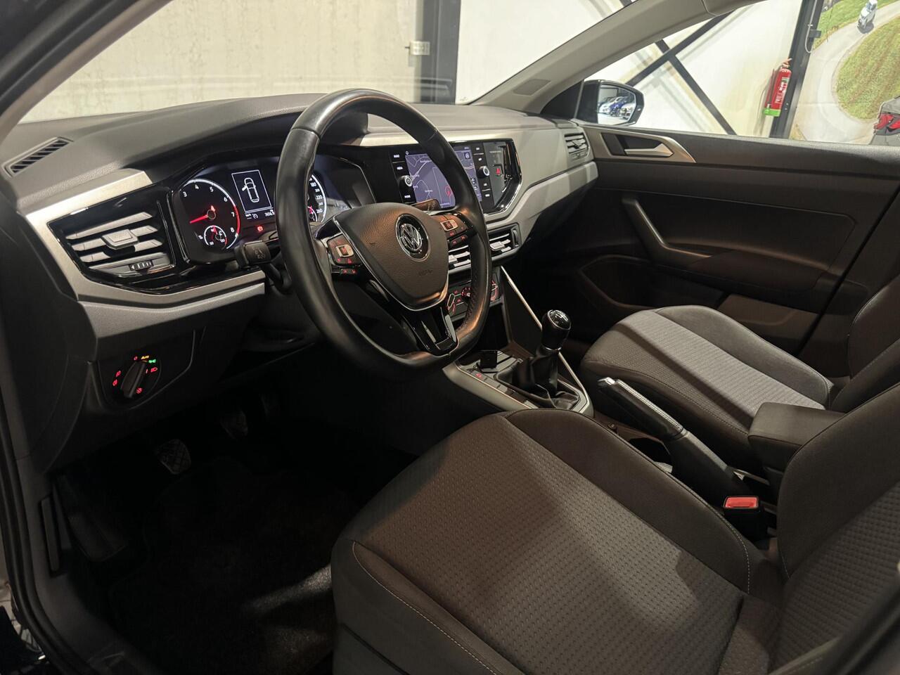 Volkswagen POLO 1.0 TSI R-LINE | panorama | carplay | led |