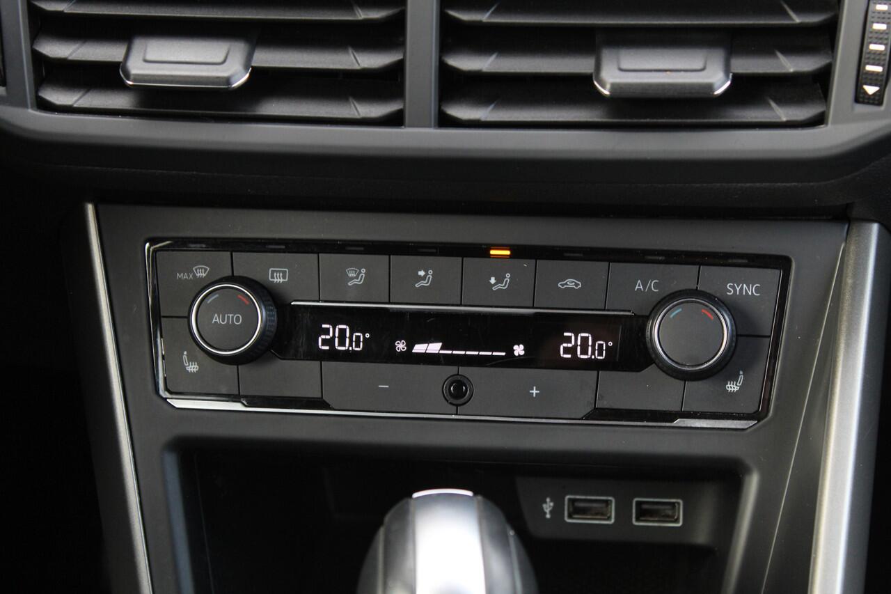 Volkswagen POLO 1.0 TSI Highline / Carplay / Automaat / Stoelverwarming