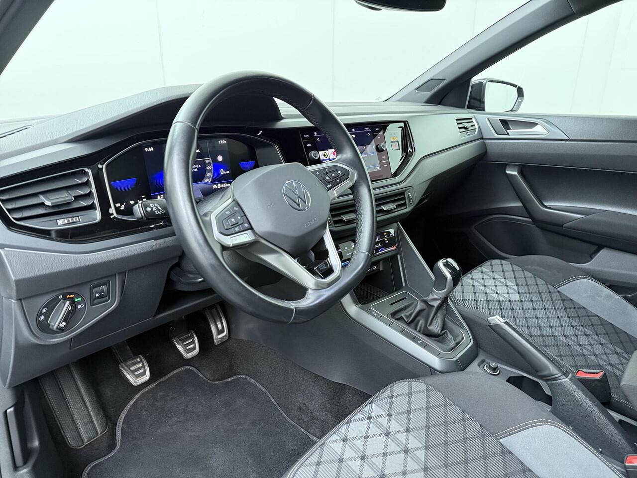 Volkswagen POLO 1.0 TSI R-Line | 95 PK| Multifunctioneel stuurwiel | Cruisecontrol | Parkeersensoren |