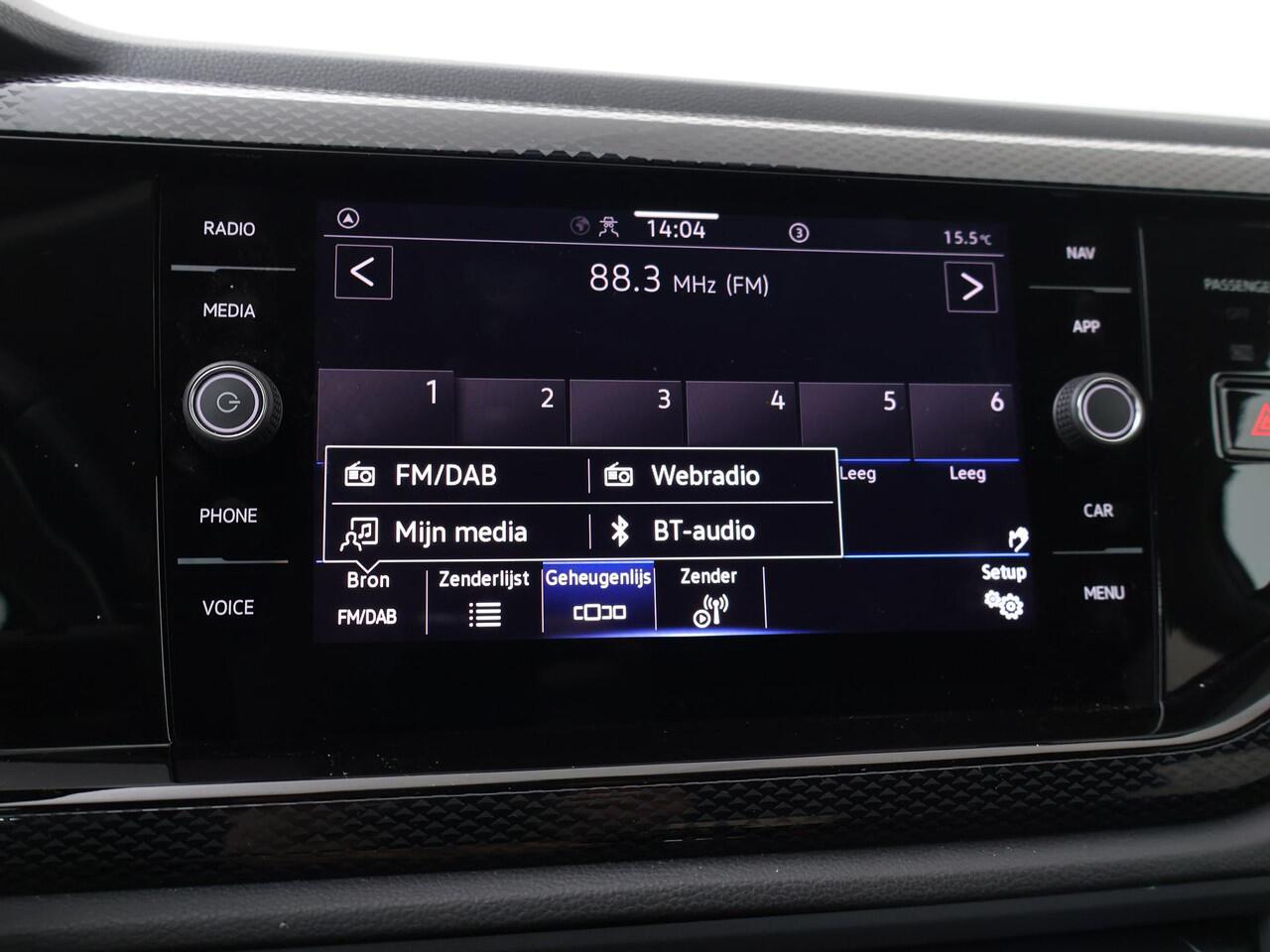 Volkswagen POLO 1.0 TSI Life Edition | 95 PK | Stoelverwarming | Achteruitrij camera | Navigatie | Digitaal cockpit