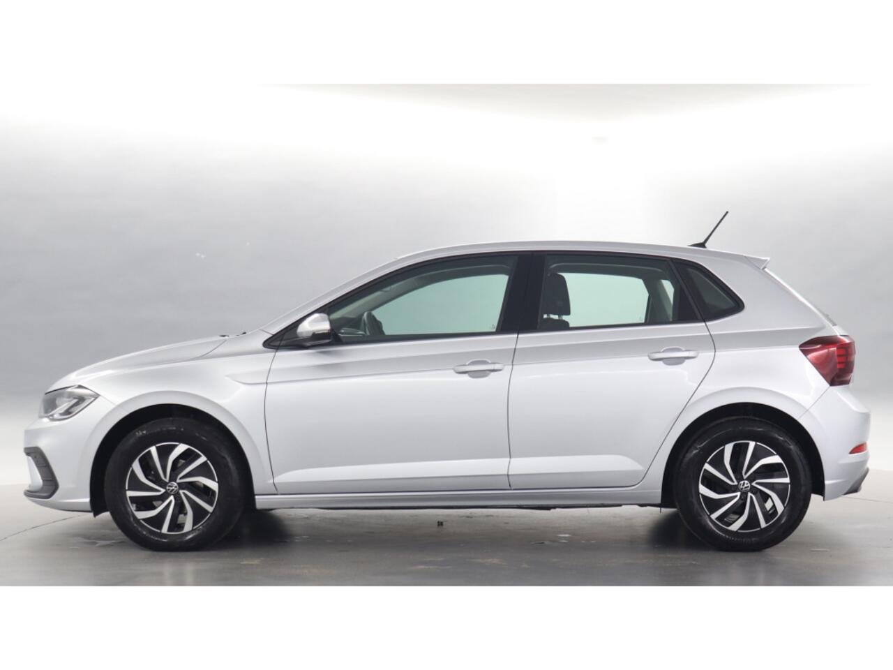 Volkswagen POLO 1.0 TSI 95pk Life / Navigatie via App Connect / Airco